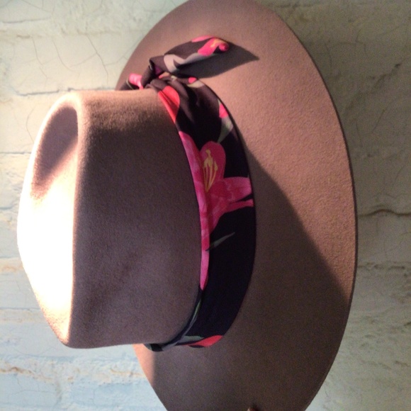 NEW! Rare Wyethx Frida Panama hat - Picture 1 of 5